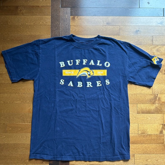 NHL Other - Men’s Large Navy Blue Sabres T-Shirt